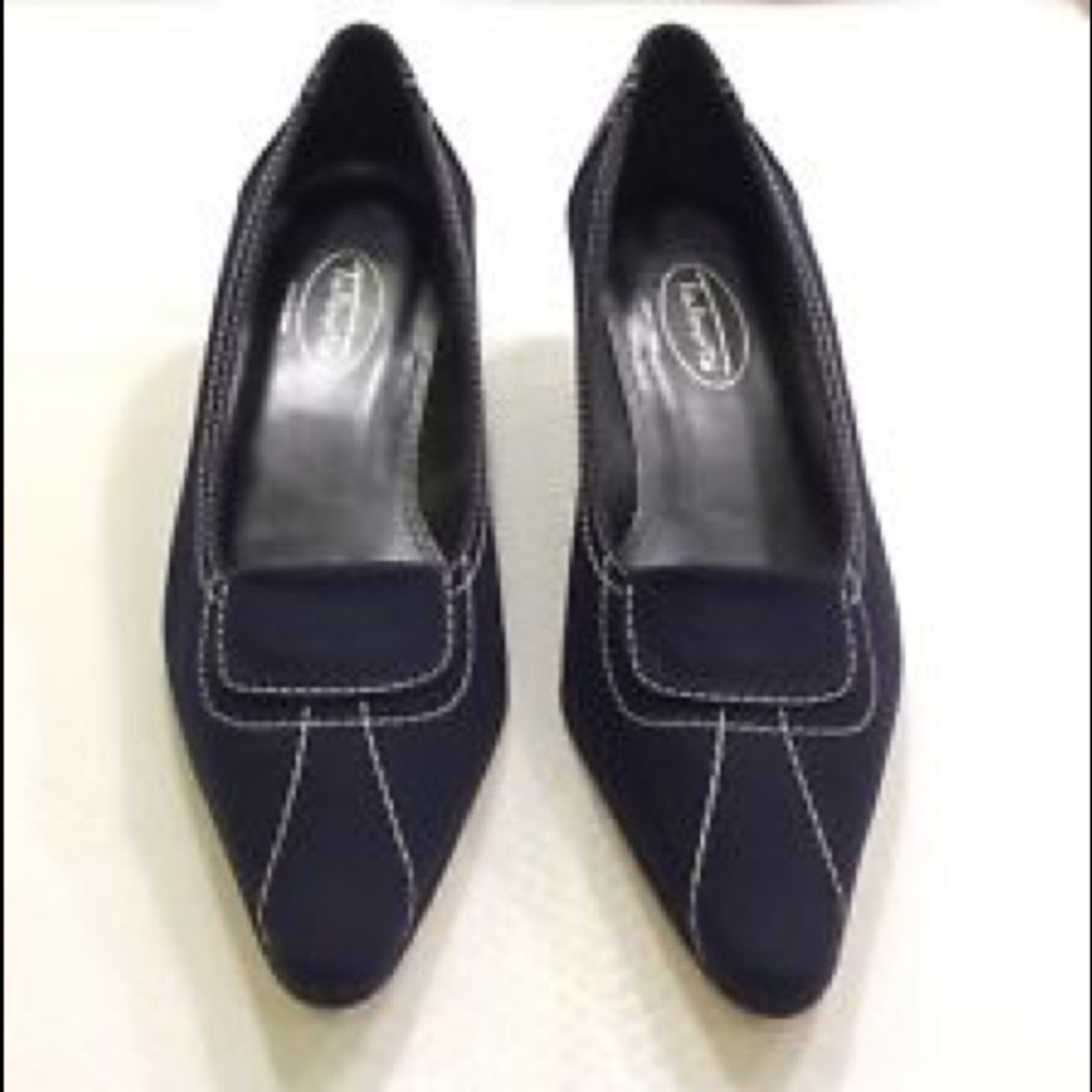 NEW Talbots navy dress shoe w/white stitching